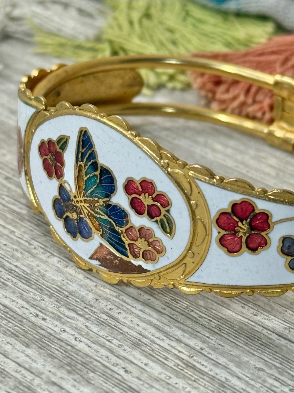 Vintage Cloisonné Floral Butterfly Floral Hinged Bangle Bracelet